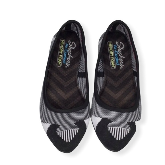 Skechers Cleo Wham Flats in Black/White US 6.5. - Picture 1 of 9